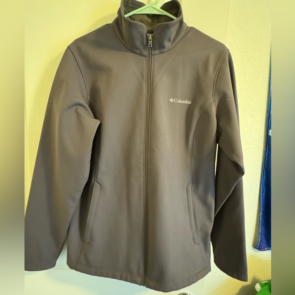 Columbia Large Grey Jacket ☑️